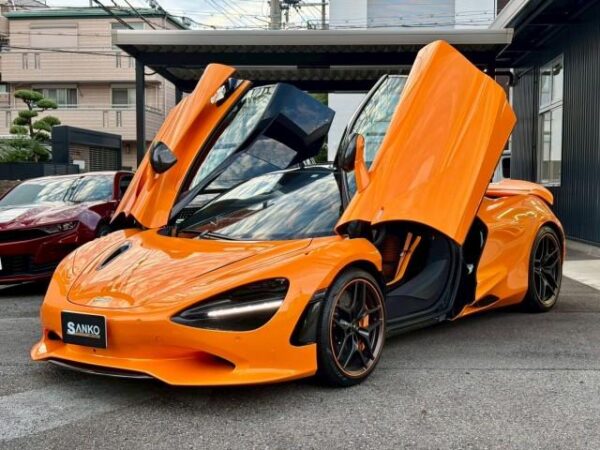 Ref:AUX-19838506 MCLAREN 750S 2024
