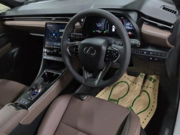 Ref:AUX-19845614 LEXUS LBX 2025 - Image 3