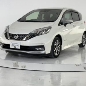 2018 Nissan Note pearl gasoline used car Japan export