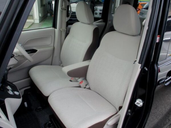 Ref:AUX-19850372 NISSAN DAYZ ROOX 2018 - Image 4