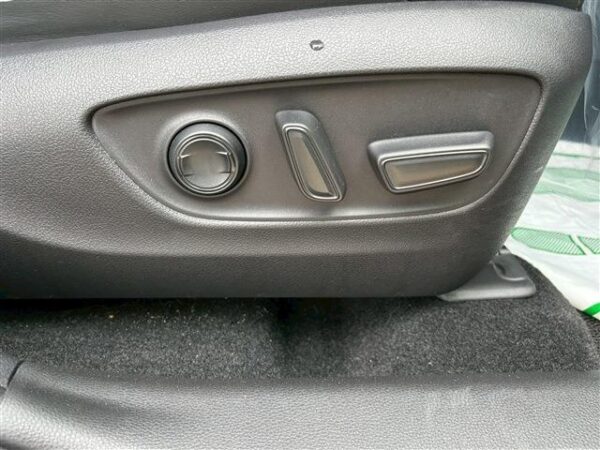 Ref:AUX-19854342 TOYOTA RAV4 2022 - Image 17