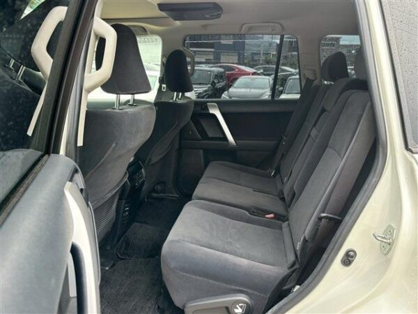 Ref:AUX-19854349 TOYOTA LAND CRUISER PRADO 2022 - Image 4