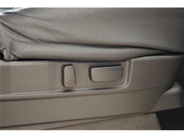 Ref:AUX-19854359 MITSUBISHI DELICA D:5 2024 - Image 12