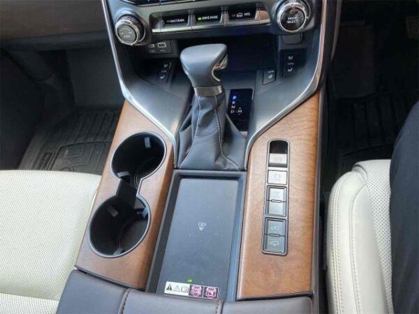 Ref:AUX-19861443 LEXUS LX 2024 - Image 11