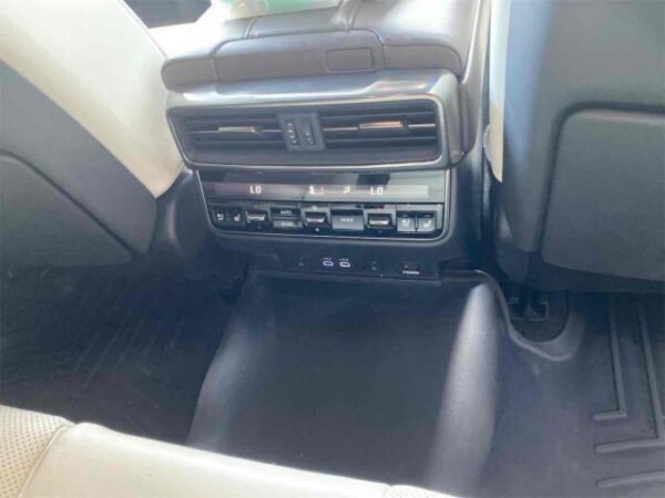 Ref:AUX-19861443 LEXUS LX 2024 - Image 18