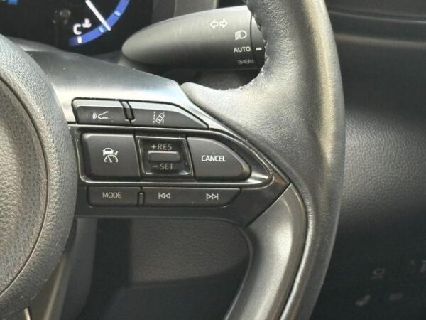 Ref:AUX-19861470 TOYOTA YARIS CROSS 2023 - Image 13