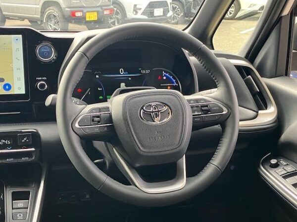 Ref:AUX-19861475 TOYOTA VOXY 2022 - Image 14