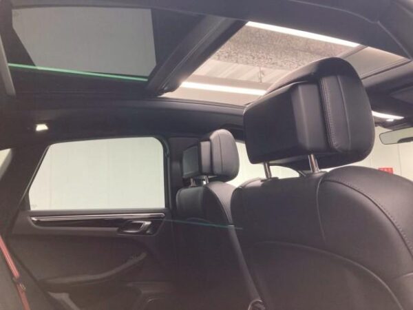 Ref:AUX-19866084 PORSCHE MACAN 2023 - Image 2