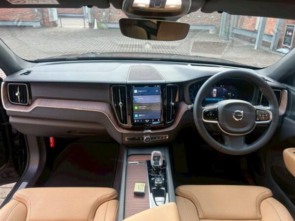 Ref:AUX-19866260 VOLVO XC60 2024 - Image 8