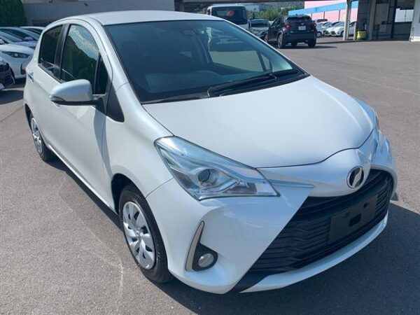 Ref:AUX-19869919 TOYOTA VITZ 2020 - Image 3