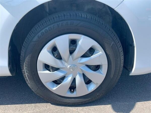 Ref:AUX-19869920 TOYOTA VITZ 2019 - Image 13