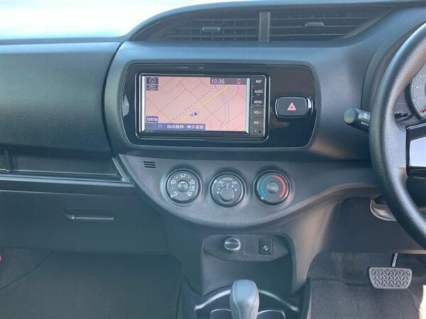Ref:AUX-19869920 TOYOTA VITZ 2019 - Image 20