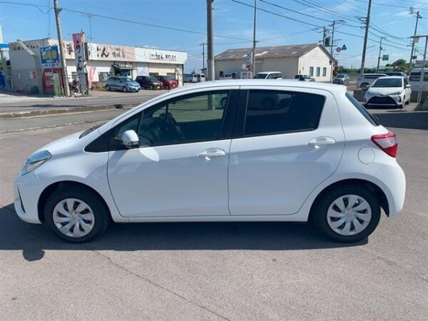 Ref:AUX-19869920 TOYOTA VITZ 2019 - Image 5
