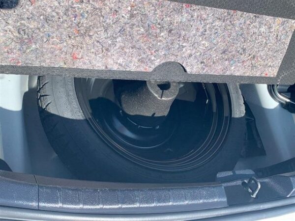 Ref:AUX-19869920 TOYOTA VITZ 2019 - Image 10