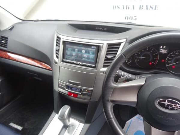 Ref:AUX-19870041 SUBARU LEGACY TOURING WAGON 2010 - Image 19