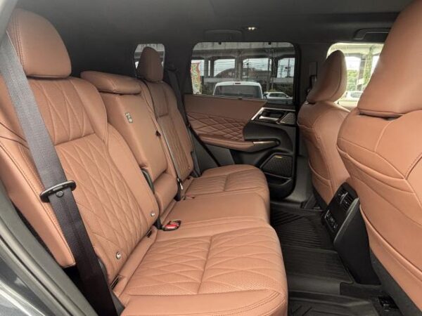 Ref:AUX-19881943 MITSUBISHI OUTLANDER PHEV 2025 - Image 13