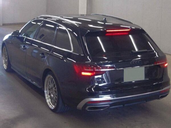Ref:AUX-19881992 AUDI A4 AVANT 2021 - Image 2