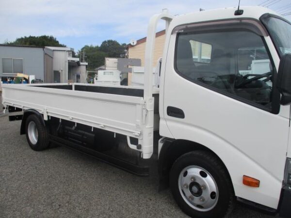 Ref:AUX-19882002 HINO DUTRO 2018 - Image 14