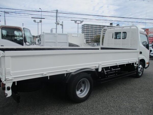 Ref:AUX-19882002 HINO DUTRO 2018 - Image 16