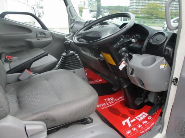 Ref:AUX-19882002 HINO DUTRO 2018 - Image 20