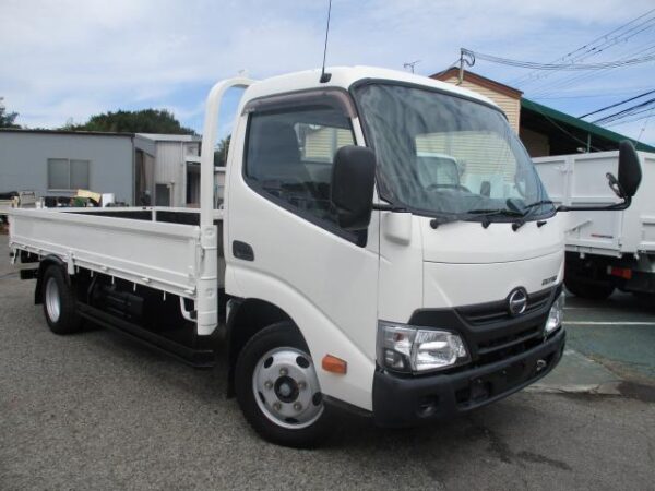 Ref:AUX-19882002 HINO DUTRO 2018