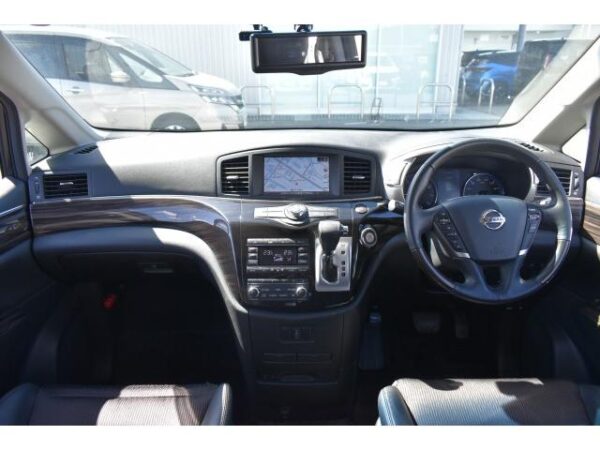 Ref:AUX-19882006 NISSAN ELGRAND 2017 - Image 3