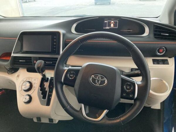Ref:AUX-19885760 TOYOTA SIENTA 2015 - Image 18