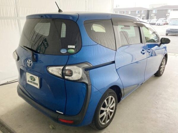 Ref:AUX-19885760 TOYOTA SIENTA 2015 - Image 5