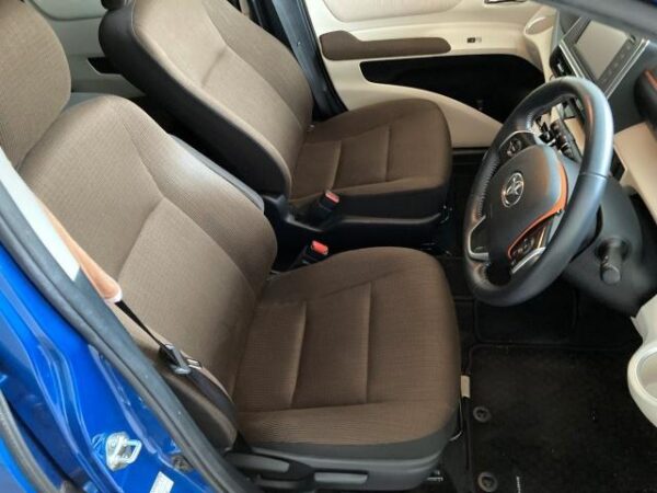 Ref:AUX-19885760 TOYOTA SIENTA 2015 - Image 6