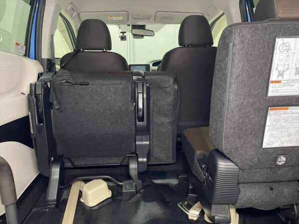 Ref:AUX-19889901 TOYOTA SIENTA 2016 - Image 6