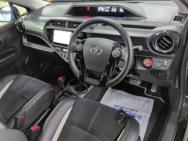 Ref:AUX-19898468 TOYOTA AQUA 2015 - Image 3