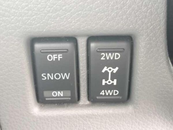 Ref:AUX-19900270 NISSAN NV350CARAVAN VAN 2012 - Image 5