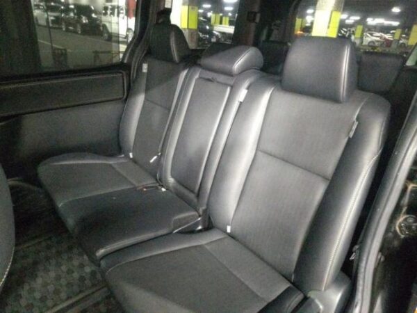 Ref:AUX-19902116 TOYOTA ESQUIRE 2017 - Image 4