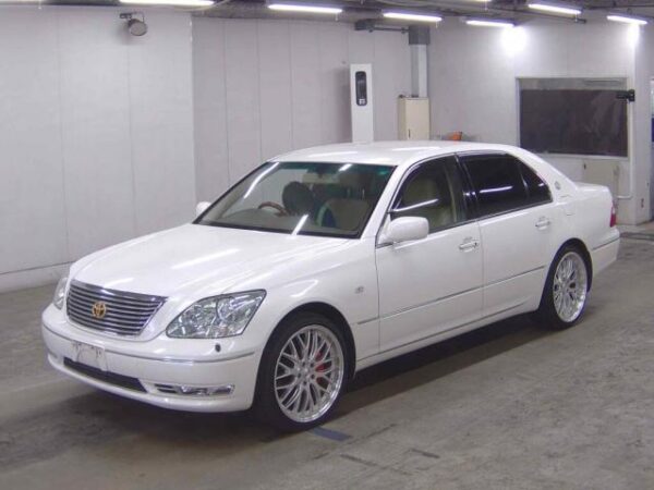 Ref:AUX-19902322 TOYOTA CELSIOR 2005