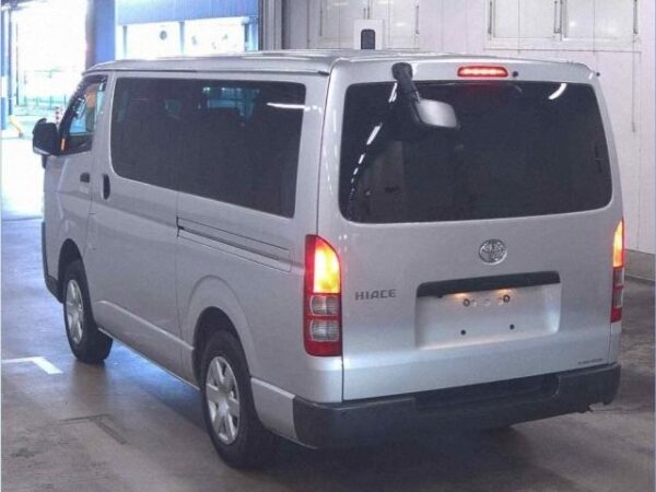 Ref:AUX-19902330 TOYOTA HIACE VAN 2022 - Image 2