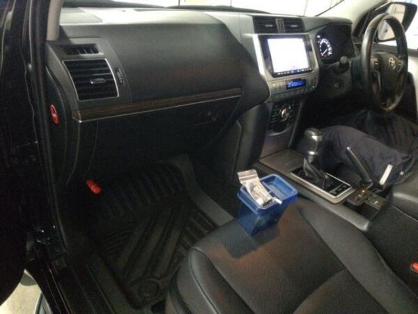 Ref:AUX-19902346 TOYOTA LAND CRUISER PRADO 2020 - Image 3