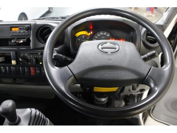 Ref:AUX-19902514 HINO DUTRO 2011 - Image 19