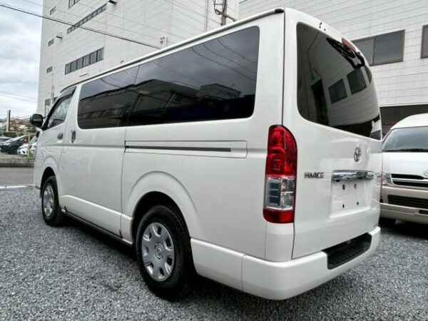 Ref:AUX-19902556 TOYOTA HIACE VAN 2018 - Image 3
