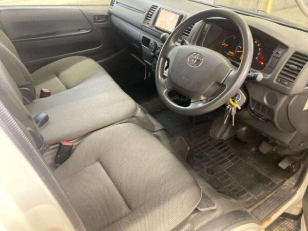 Ref:AUX-19902562 TOYOTA HIACE VAN 2014 - Image 4