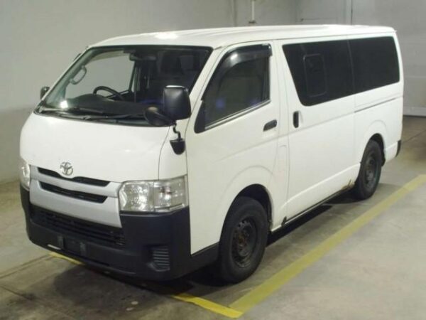 Ref:AUX-19902562 TOYOTA HIACE VAN 2014