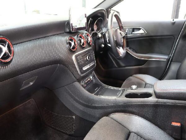 Ref:AUX-19906069 MERCEDES BENZ A-CLASS 2017 - Image 2