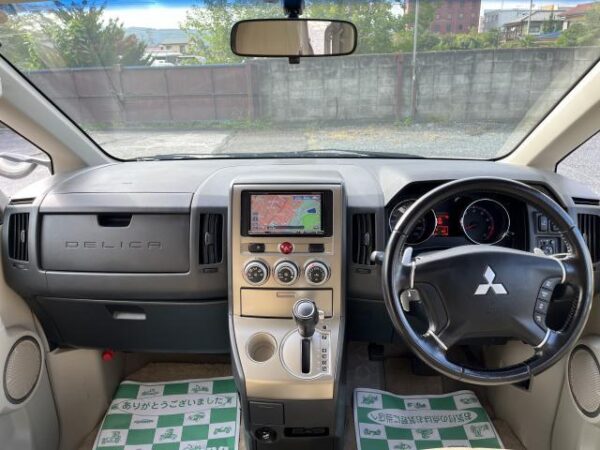 Ref:AUX-19909401 MITSUBISHI DELICA D:5 2008 - Image 3