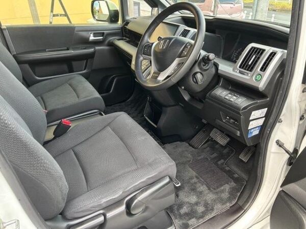 Ref:AUX-19909743 HONDA STEPWAGON SPADA 2015 - Image 6