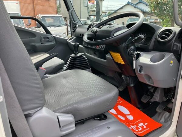 Ref:AUX-19909883 HINO DUTRO 2020 - Image 5