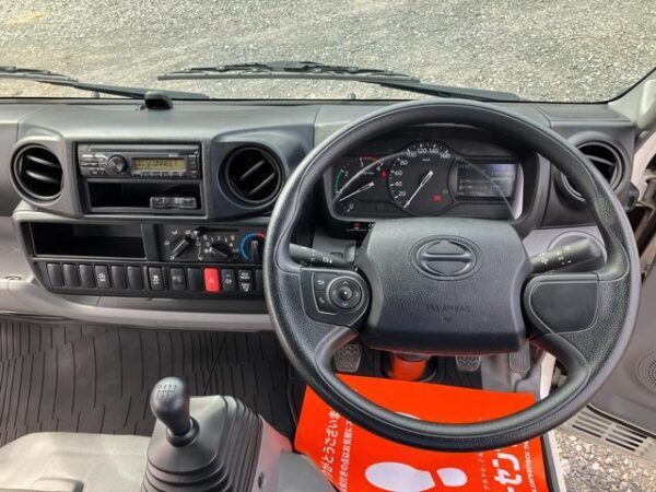 Ref:AUX-19909883 HINO DUTRO 2020 - Image 8
