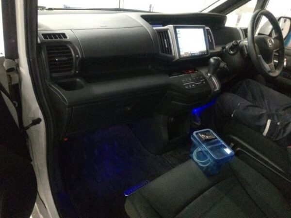 Ref:AUX-19913596 HONDA STEPWAGON SPADA 2013 - Image 3