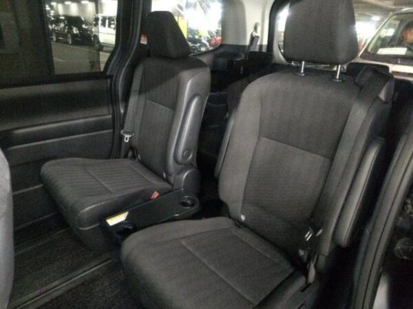 Ref:AUX-19914045 TOYOTA NOAH 2024 - Image 6