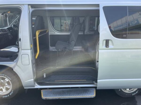Ref:AUX-19914164 TOYOTA HIACE WAGON 2012 - Image 19