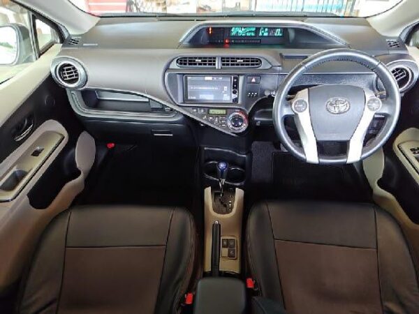 Ref:AUX-19914208 TOYOTA AQUA 2013 - Image 3
