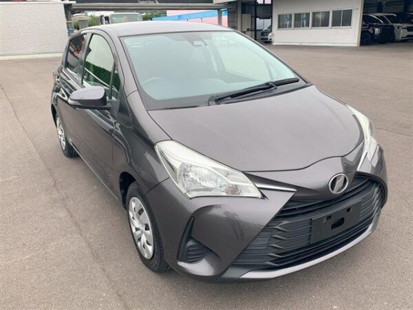 Ref:AUX-19918089 TOYOTA VITZ 2020 - Image 3
